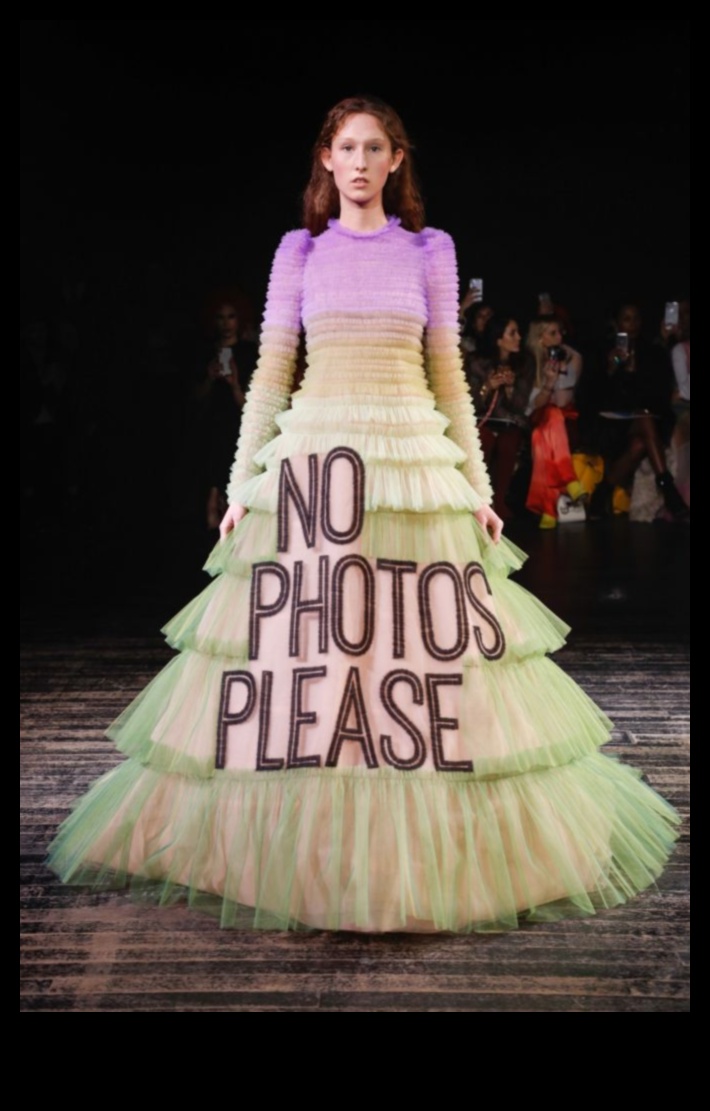 Declarații Chic Chic Couture care uimesc Moda care face o declarație 3 Chic Chic: Declarații Couture care Wow