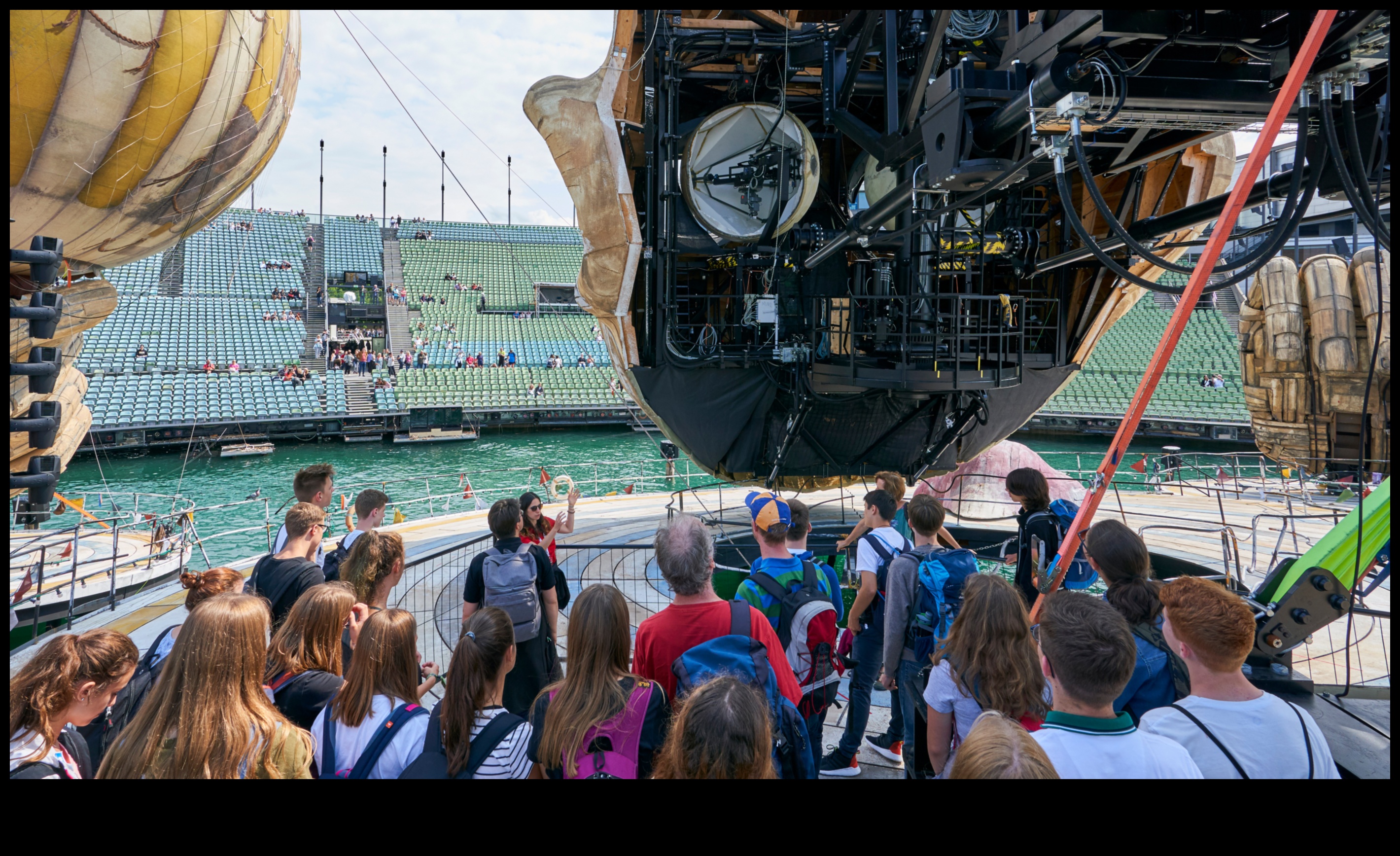 Autobuzul în culise: în culisele excursiilor cu ghid