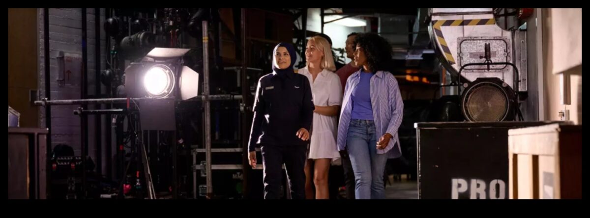 Autobuzul în culise: în culisele excursiilor cu ghid