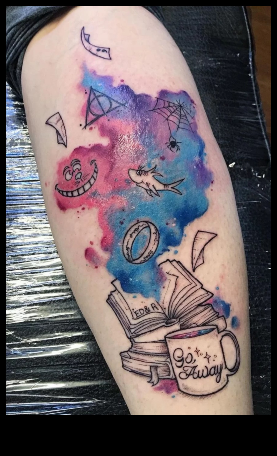 Ink Wash Wonderland: Tatuaje în acuarelă pentru fiecare stil